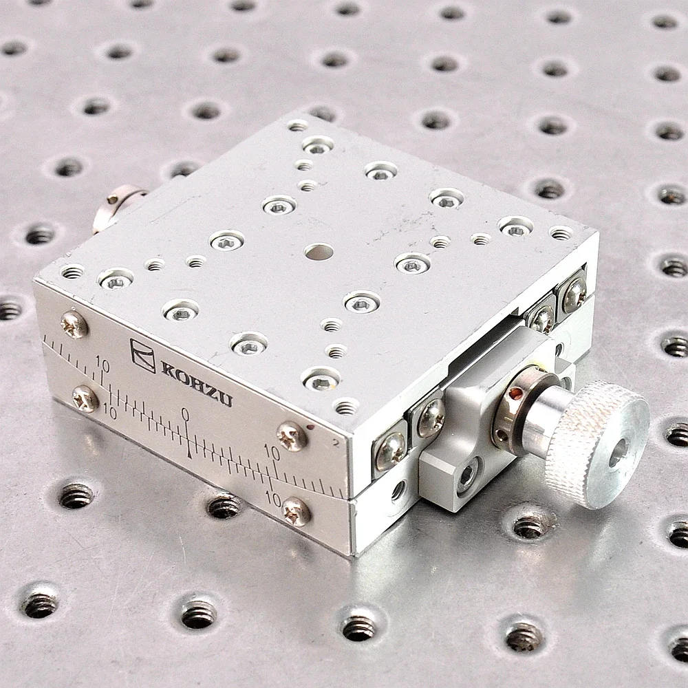 SA07A-RM SA07A-RT KOHZU Hướng Dẫn Sử Dụng Độ Chính Xác Cao Độ Vòng Cung Góc Goniometer Trượt Bàn Nhôm Kích Thước 70*70Mm