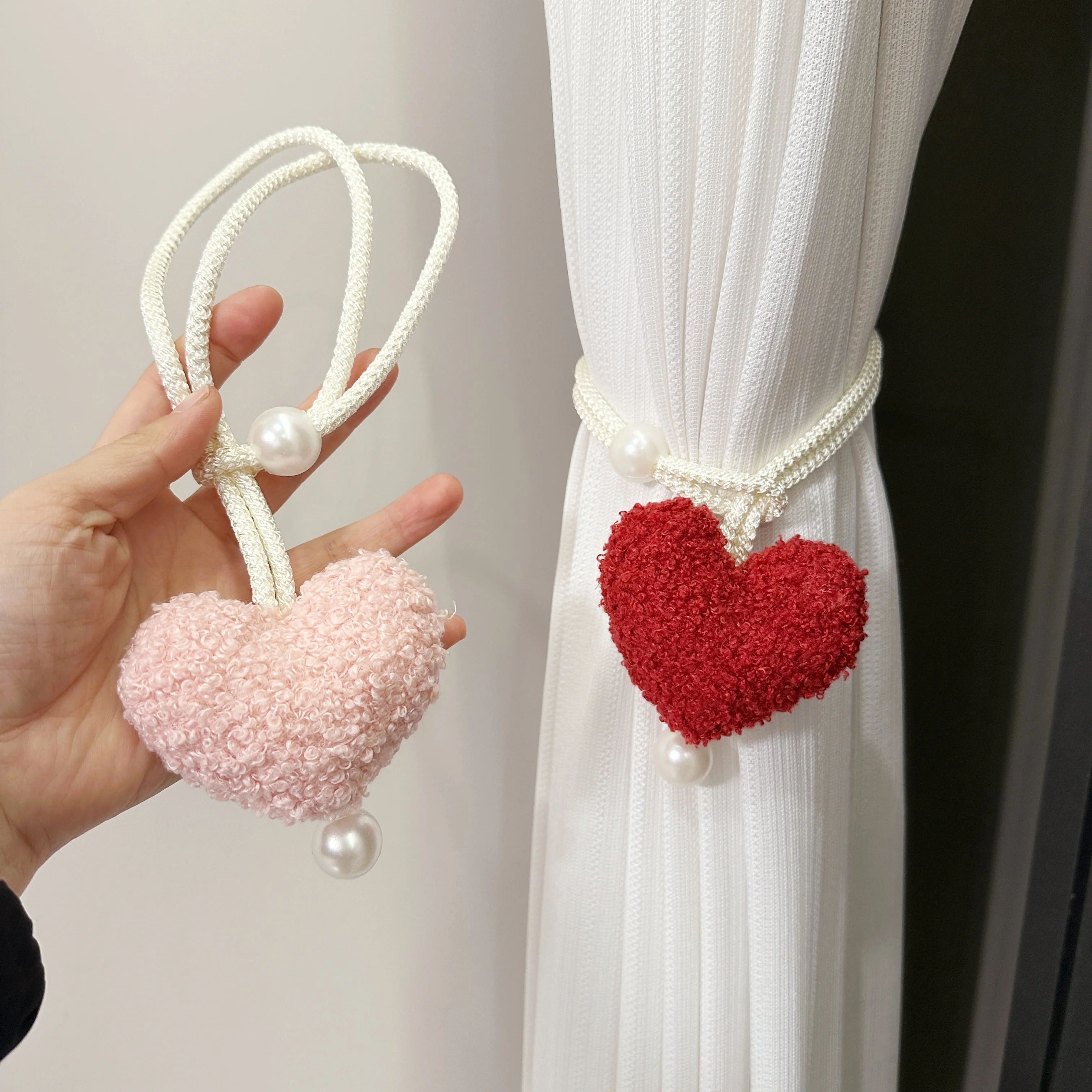 Plush Red Heart Shaped Curtain Tieback With Beads Window Curtain Holders Children's Room Decoration Mosquito Net Tie Bundle Rope