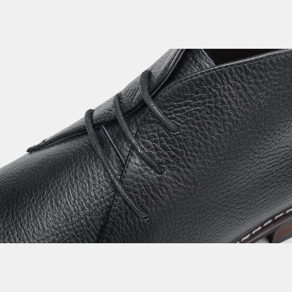 Herrenstiefel aus echtem Rindsleder, knöchelhohe Stiefel für Herren, schicke, lässige Herrenstiefel mit zwei Ösen zum Schnüren. – Detail 9