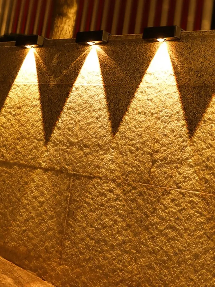 Kinkiety solarne Zewnętrzne kwadratowe słoneczne bezprzewodowe lampy ścienne IP65 Wodoodporne zewnętrzne kinkiety Dekoracyjne do ogrodu — zdjęcie 2