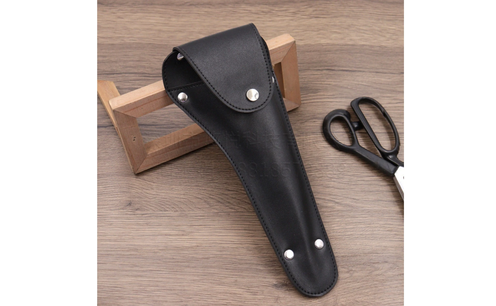 Leather Scissor Sheath Safeguarding Tailoring Scissor Pouch Blade Cover Pouch Flap Top Sewing Accessory Sturdy