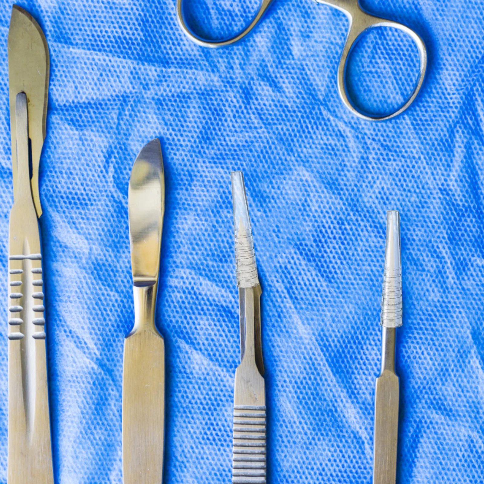 

50Pcs Eyelash Tweezers Covers Silicone Protective Sleeves Non-Slip Tip Caps for Grafting and Salon Use Tweezers Cover