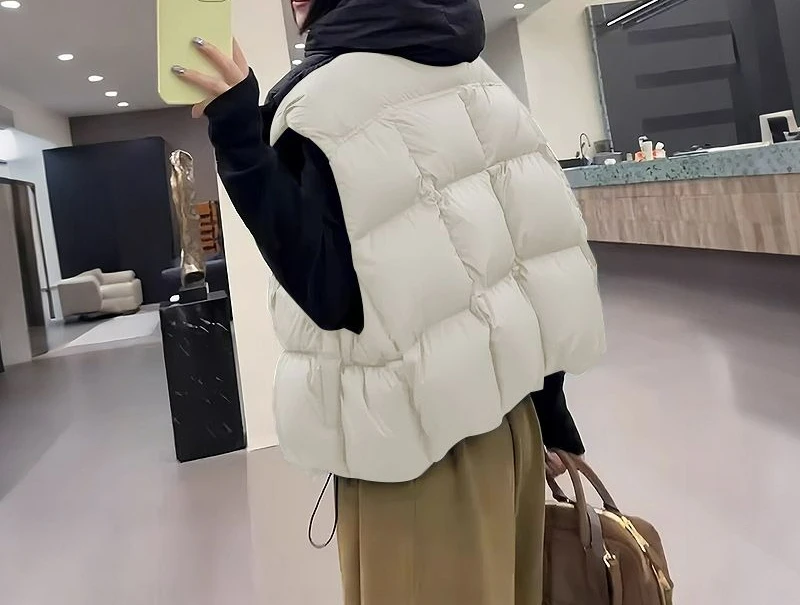 سترة قطنية فضفاضة جديدة لخريف وشتاء 2025 ذات ياقة واقفة مكدسة للنساء