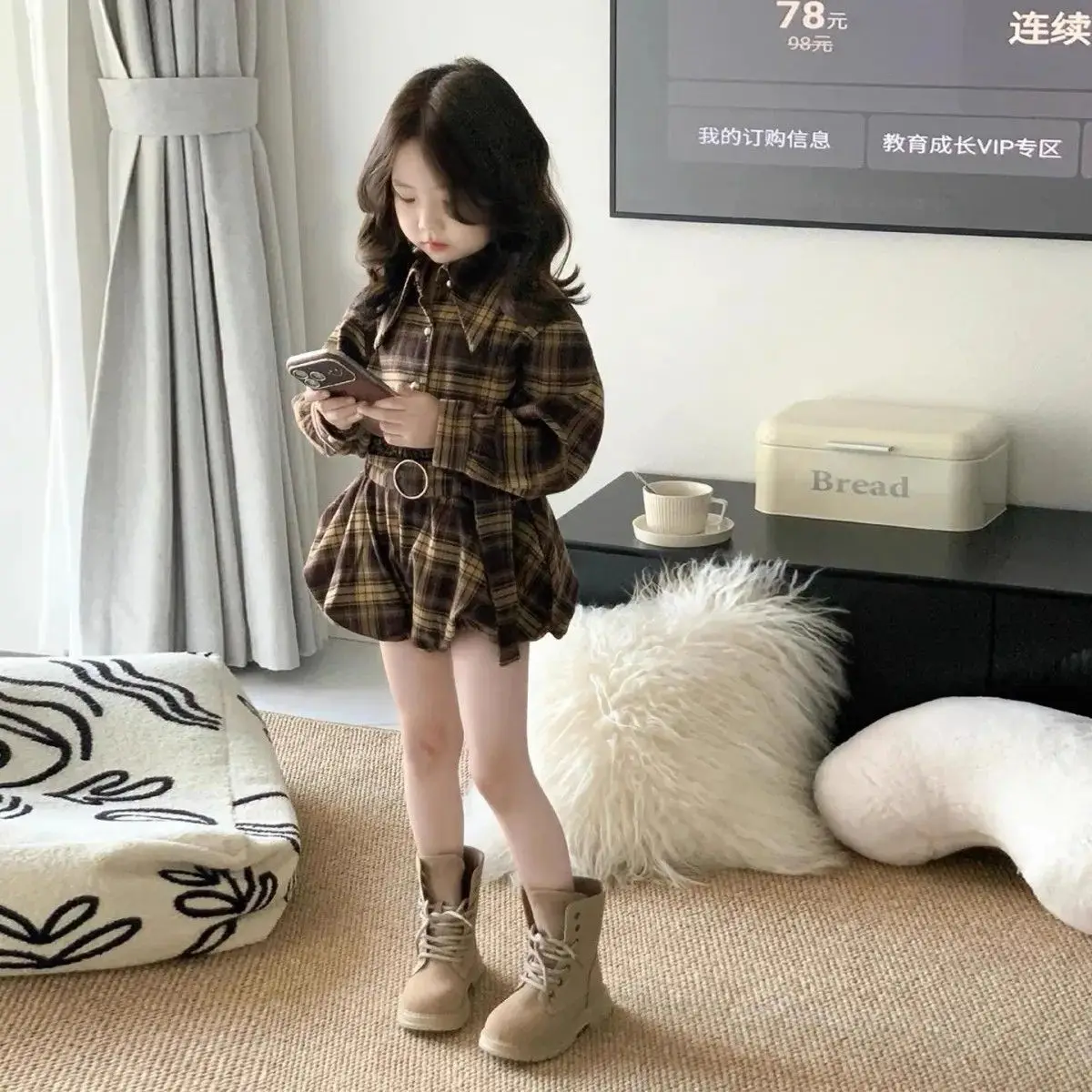 Girl's Set 2026 Spring and Autumn New Retro Fashion Style Lapel Street Long Sleeved Plaid Shirt Korean Style Flower Bud Shorts