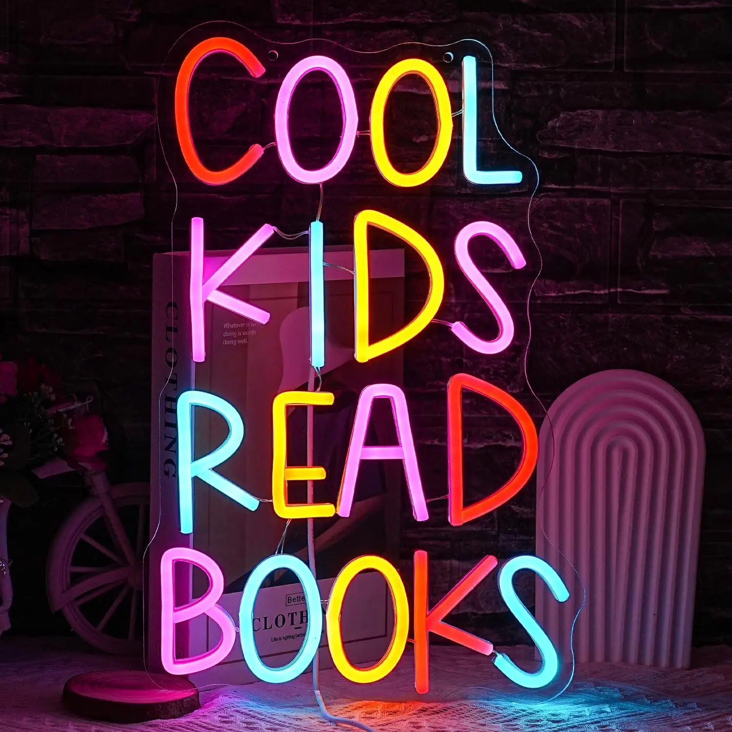 I bambini fantastici leggono libri che leggono insegne al Neon, insegne al Neon dimmerabili per pareti, libri sala lettura al Neon, decorazioni per biblioteche