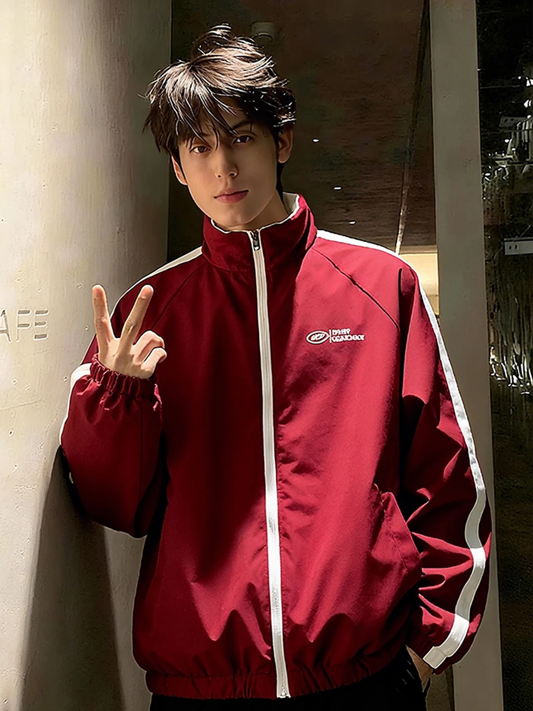 

Thiened Red And White Stripes Double-Sided Wearable down Cotton Jaet for Men Winter Sli ort Printed Bread Sle Coat