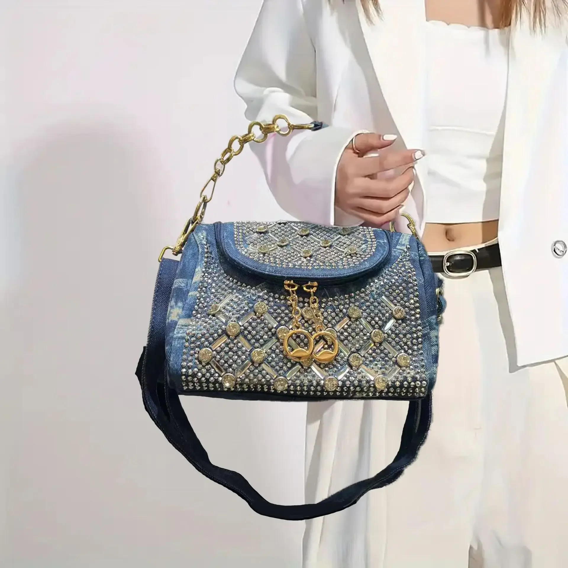 

Ladies' fashionable, elegant, shiny diamond jewelry handbag, evening party temperament shoulder bag