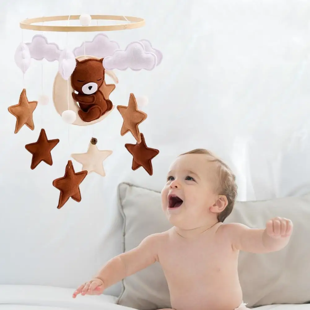 Handgemaakte babymobiel Handgemaakte vilten babybedjemobiel met slapende beer Wolken Sterren Kinderkamer Decor voor jongens Meisjes voor baby's