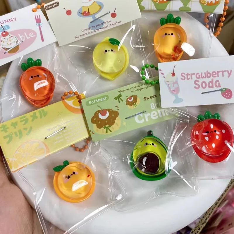 抖音で人気のシリコン製ピンチフルーツ餃子型のかわいいバッグペンダント、手作りの小さな鼻のカルマ解消おもちゃ