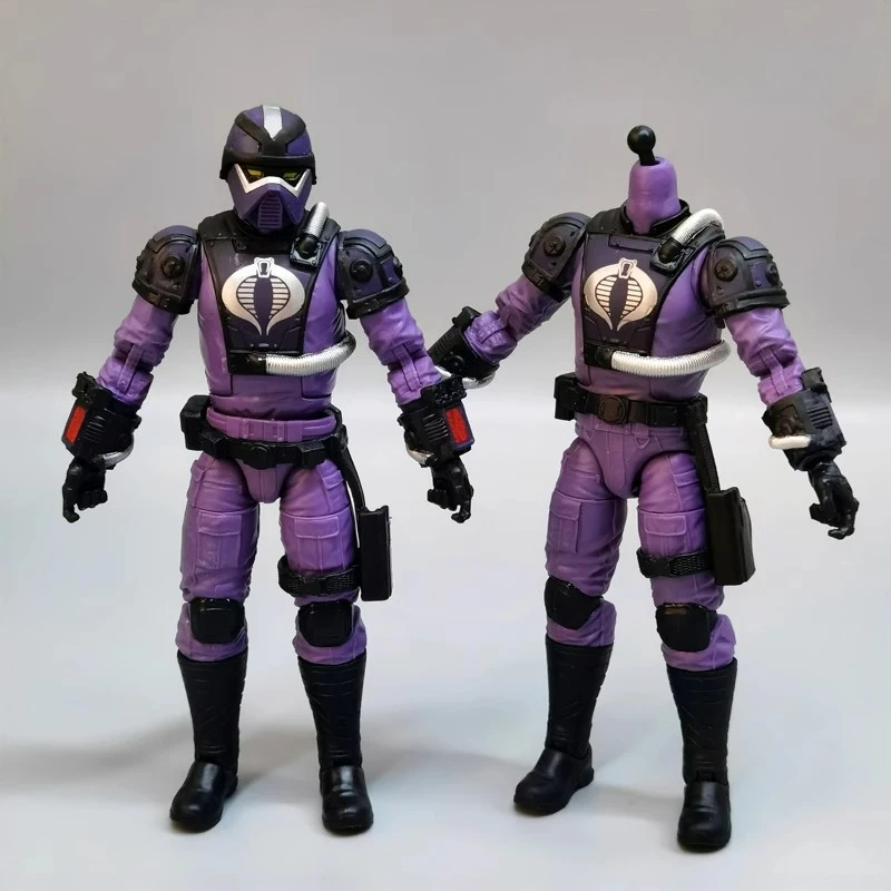 Hasbro GI. Figura de acción de la serie clasificada Joe de 6 pulgadas, modelo articulado Cobra Techno Viper con cuerpo en blanco y accesorios a granel