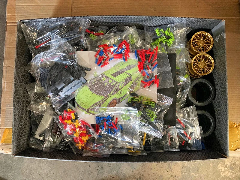 オリジナルボックス付き 3696 個テクニカルビルディングブロック互換性 42115 レンガモデルプロジェクトスポーツカーのおもちゃ男の子ギフト用