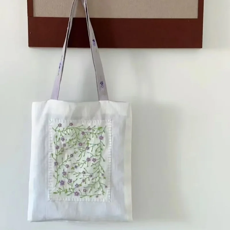 

2025 New Flower Embroidered Cloth Niche Bag Versatile Commuting Shoulder Hand-held Bags for Women