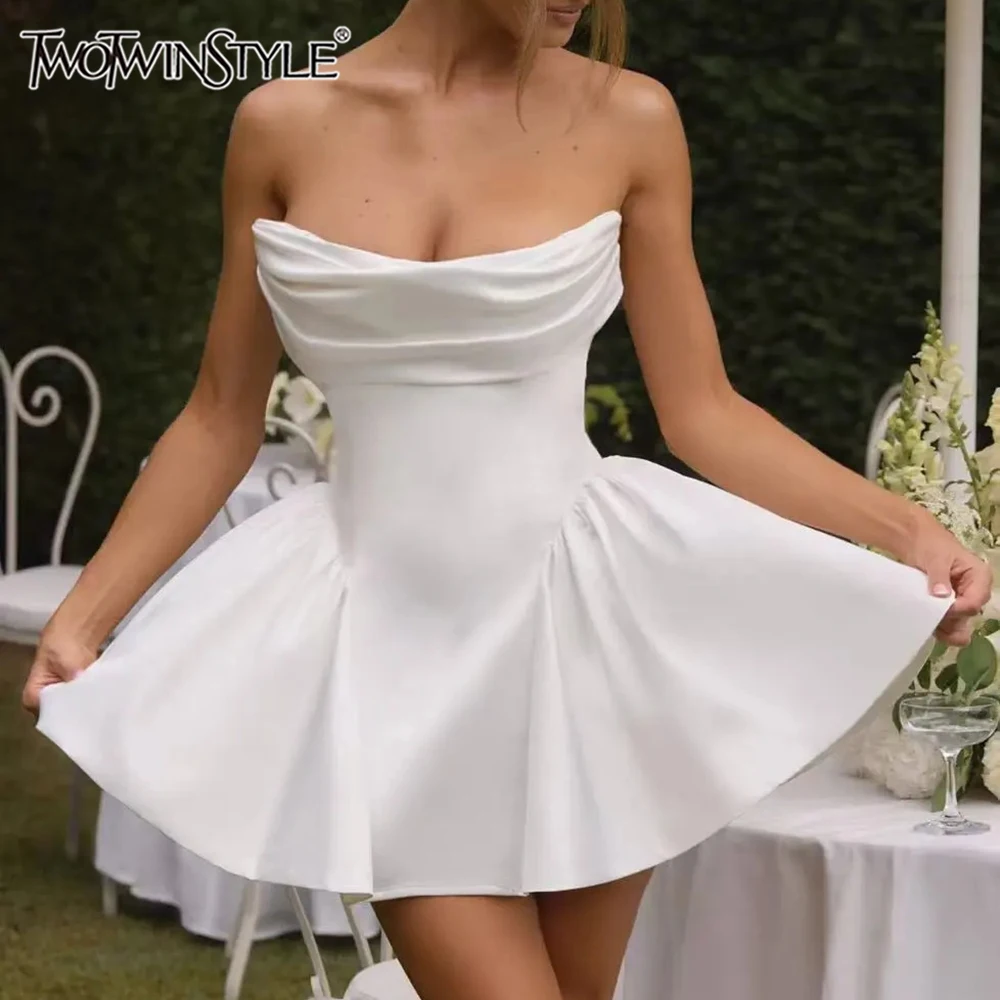 

TWOTWINSTYLE Fashionable Outings Pink Strapless Mini Dress for Women Structured Bodice Flared Skirt for Chic Birthday Parties