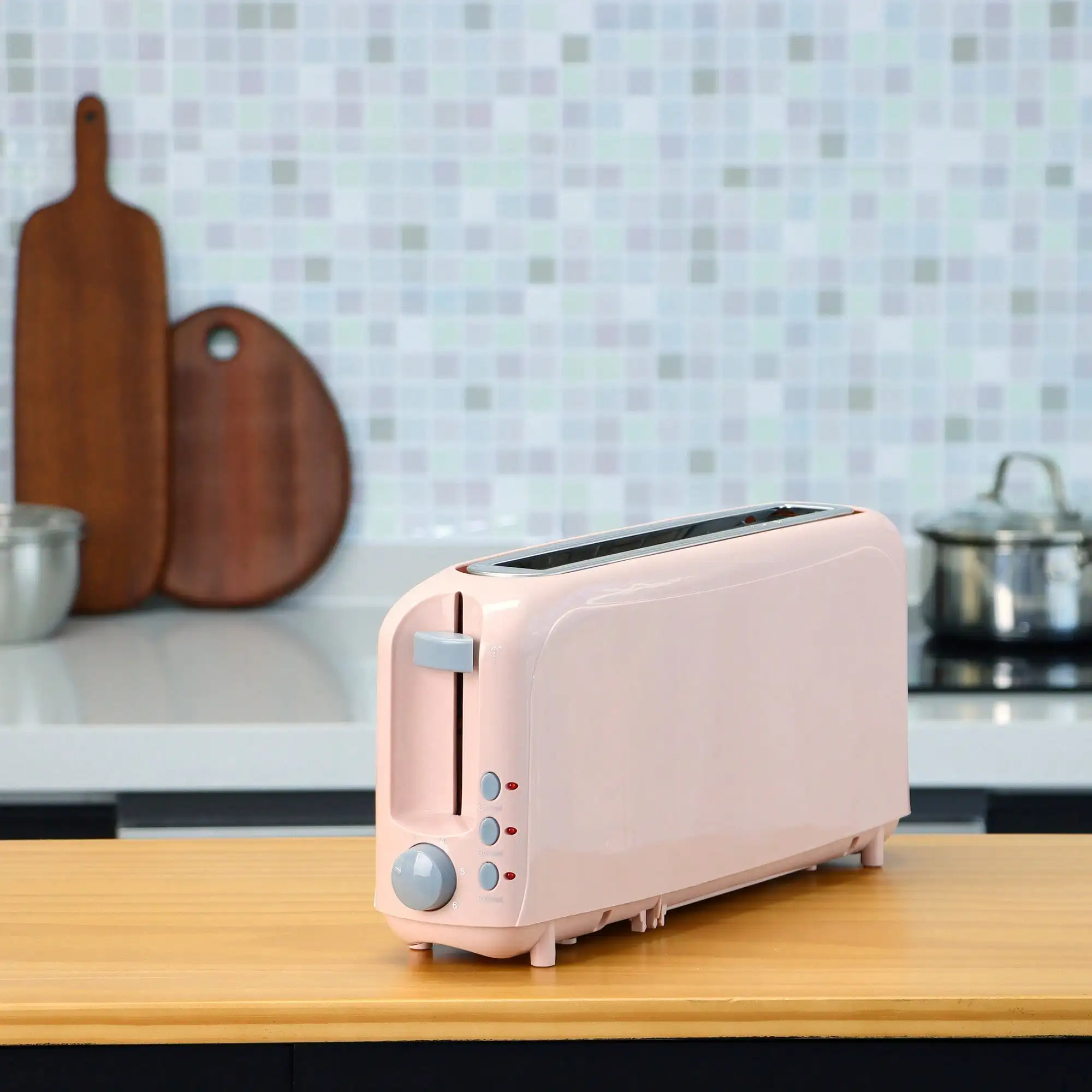 

Тостер на 2 тоста с узкими слотами (25 см) для багелов и хлеба, 6 уровней обжарки, функции отмены/переогрева/разморозки, съемный поддон для крошек, автоматическое отключение.