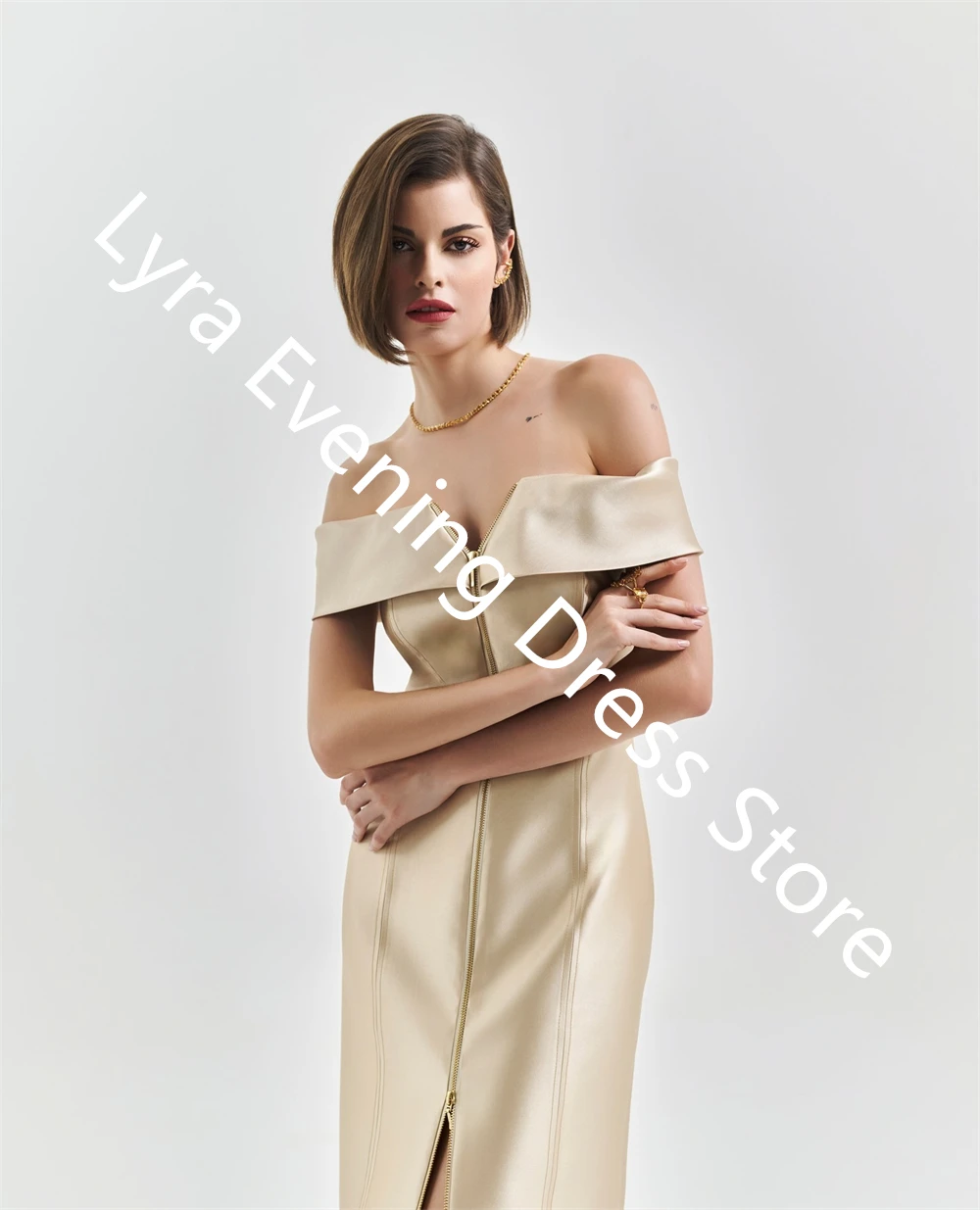تخصيص مزاجه الشمبانيا الساتان مساء اللباس قارب الرقبة قبالة الكتف أكمام فساتين المشاهير مثير فستان الحفلة الراقصة