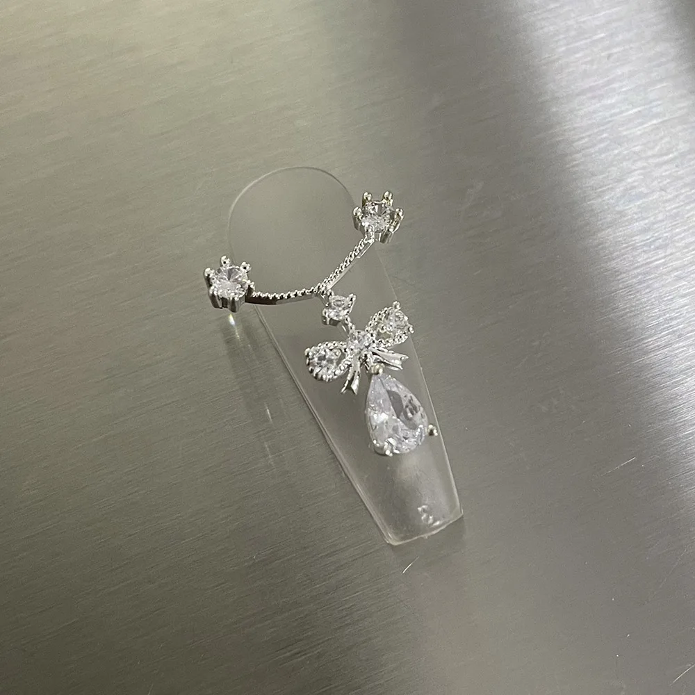 -Nailtips 목걸이- 고급스러운 지르콘 쥬얼리 부유한 손끝 대형 목걸이 스타일 참 물방울 크리스탈 네일 장식품 404s