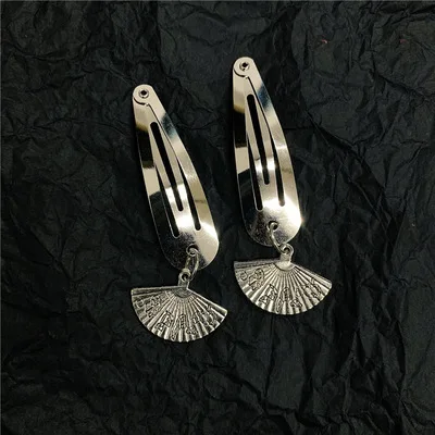 Korean Fashion Metal Punk Key Flower Leaves Hair Clips for Women Girls Hair Accessories Harajuku Skull Head Spider Hair Pins New