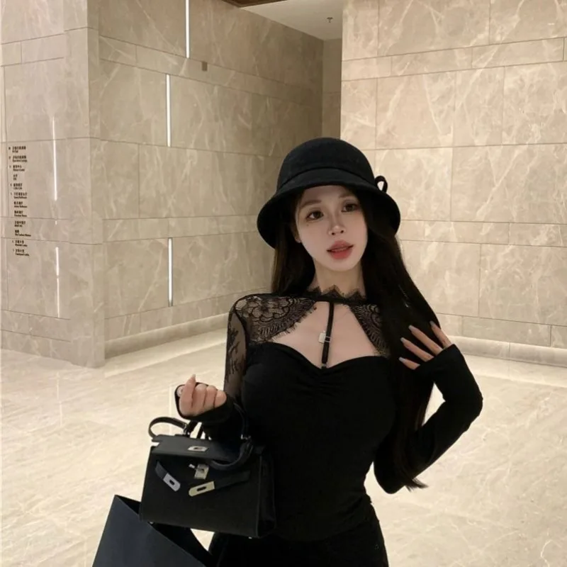 Women's Spring Autumn Tops Undershirts Layering T-shirts Seductive Off-the-shoulder Halterneck Fitted Long-sleeved Lace Casual