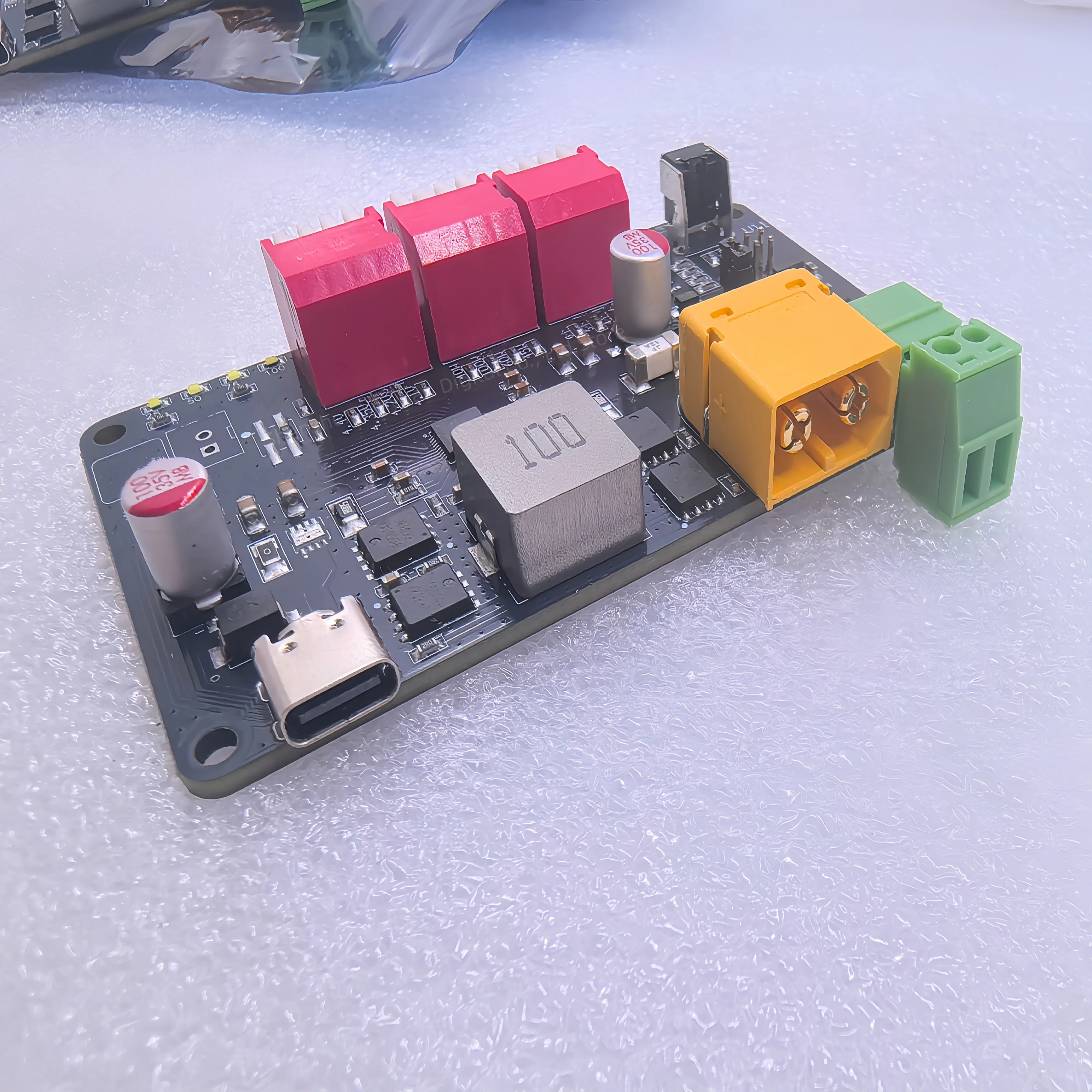 IP2366 140W Bidirectional Buck-Boost Charging Module XT60PW-M Interface LiFePO4 Lithium Battery Temperature Detection Board