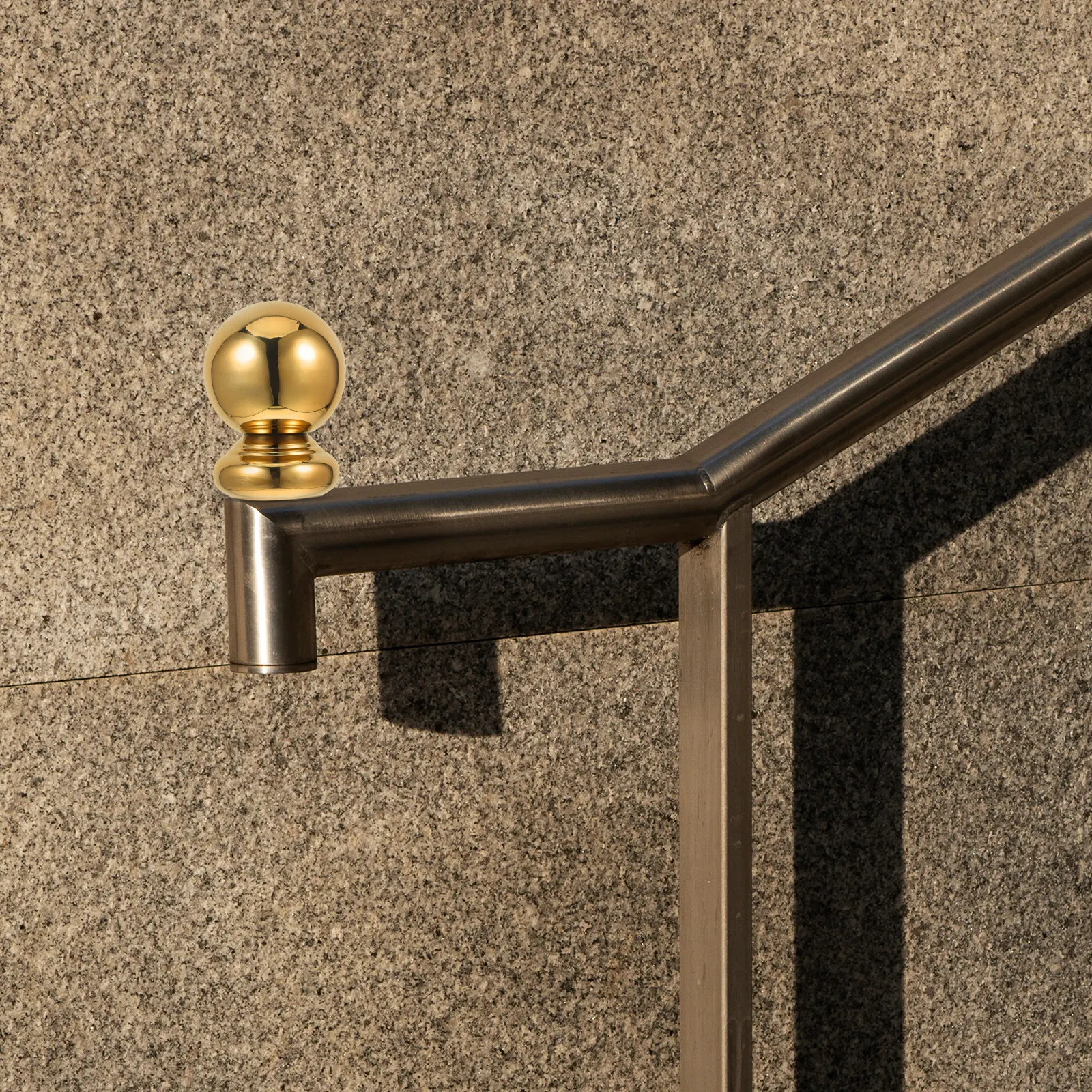 Stainless Steel Fence Post Cap with Elegant Top Ball Design 32Mm Golden Outdoor Decorative Finial for Garden Fence Gate Deck