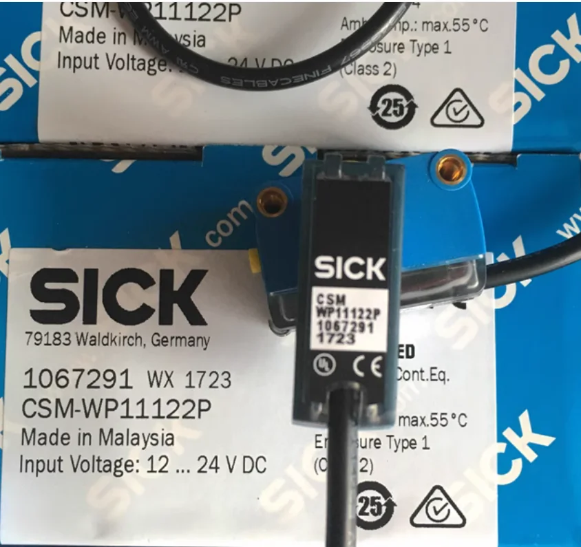 New Original SICK color sensor CSM-WP11122P CSM-WN11122P