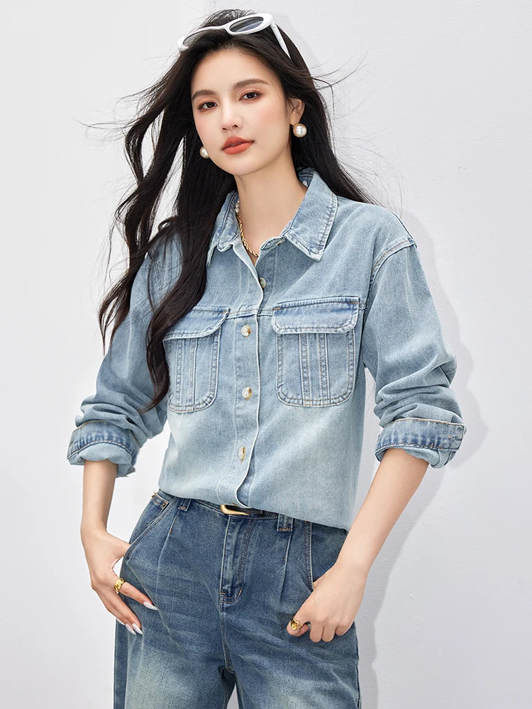 Vintage Women's Oversized Denim Shirt Autumn New Streetwear Light Blue Blouse Fashion Long Sleeve Top Lady Loose Jean Shirt