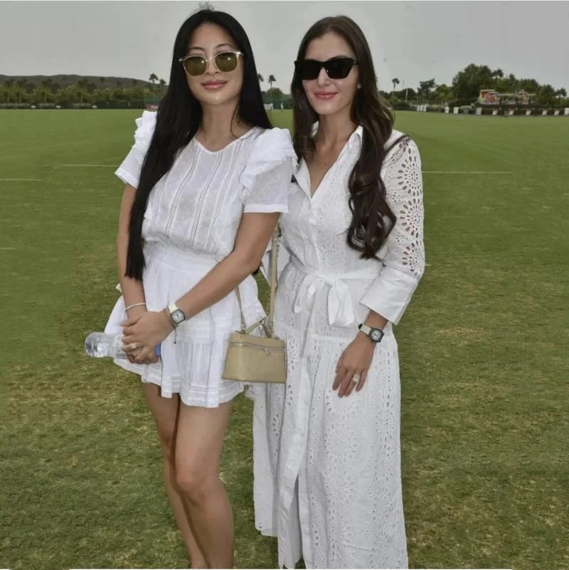 أنيقة شيك فساتين طويلة النساء 2025 جديد الصيف الأبيض واحدة الصدر قطع التدريجي المطرزة حزام فستان عطلة الشاطئ فساتين متوسطة الطول