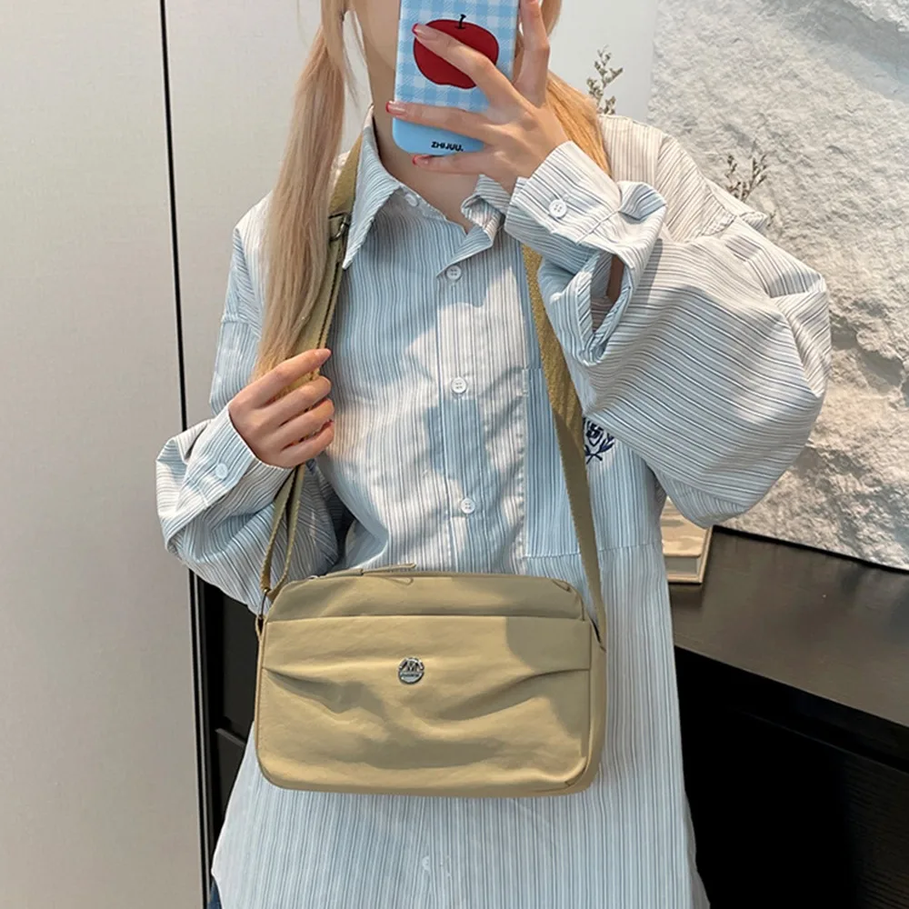 

Large Capacity Nylon Messenger Bag Casual Multi-layer Square Crossbody Bag Simple Waterproof Single Shoulder Bag Shopping