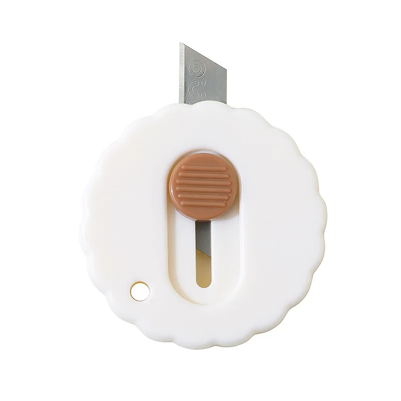 Cute Bear Utility Knife Cartoon Box Disassembly Express Small Knife Mini Carry-on Student Paper Cutting Gift Box