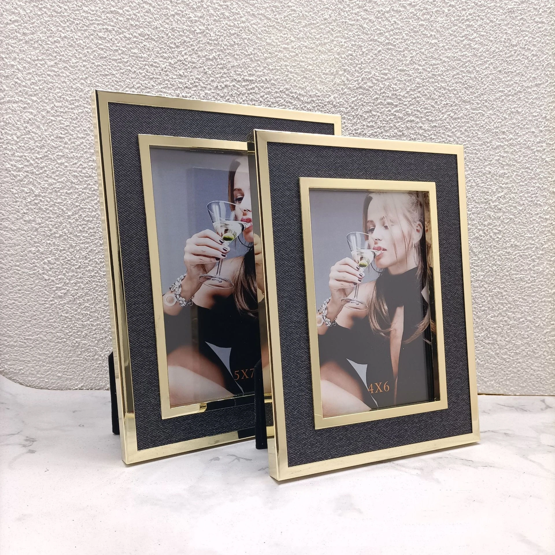 European Simple Metal With Leather Picture Frame Desktop Decoration