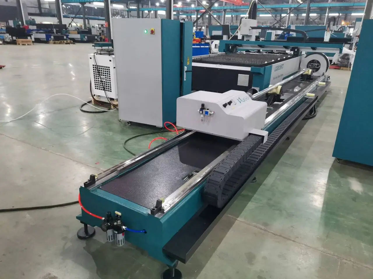 Fast Delivery 1000w 1500W 2000W 3kw 10*5 Ft Brass Aluminum Metal Sheet Cutting fiber Laser Cutting Machine Price