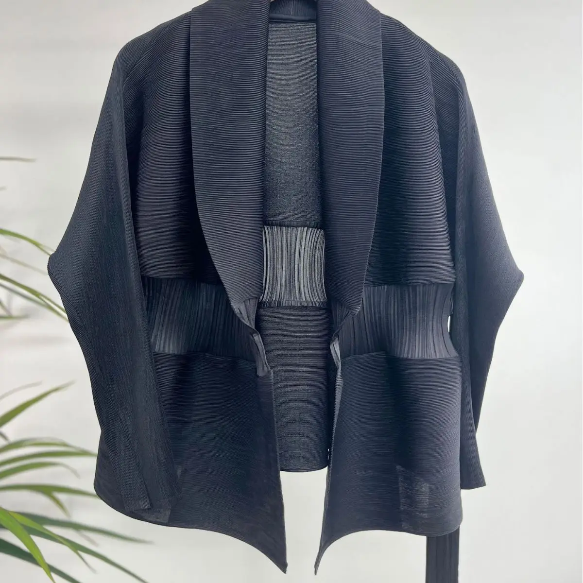 Miyake Pleated 2023 Cardigan Shawl Coat Women\'s Loose Fashion Comfortable Casual Pleated Top Elegant Summer New Clothing