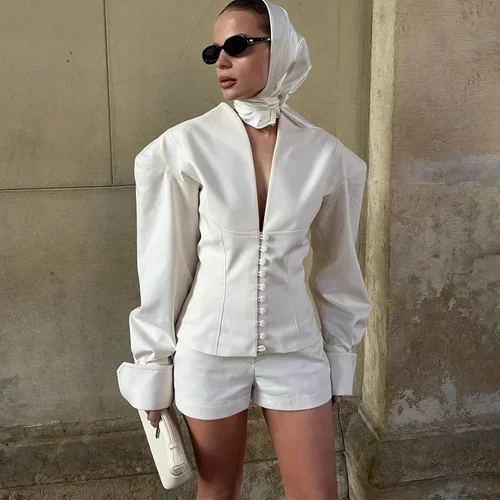 بلايزر وبدلات