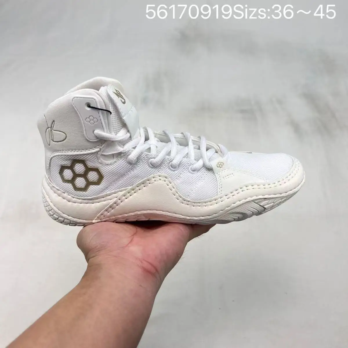 

Summer Bestseller: Lightweight Breathable Professional Wrestling Shoes Training Wrestling Shoes Exceptional Performance