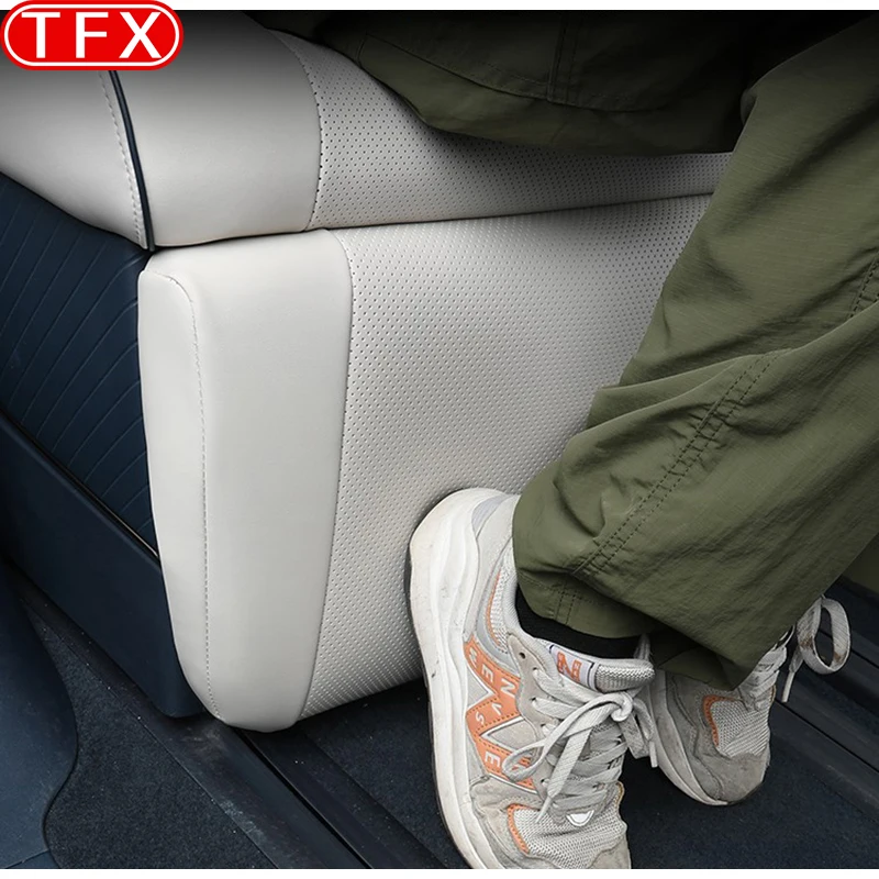 For Zeekr Mix 2024-2026 Car Styling Rear Electric Leg Rest Protective Cover Second Row Seat Footrest Anti Kick Pad Accessories