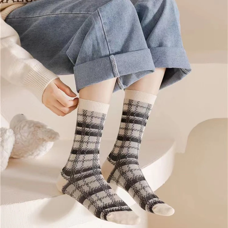 5Pairs Japanese Designer Double Needle Socks White Black Cotton Comfortable Women Socks Ladies Warm Socks