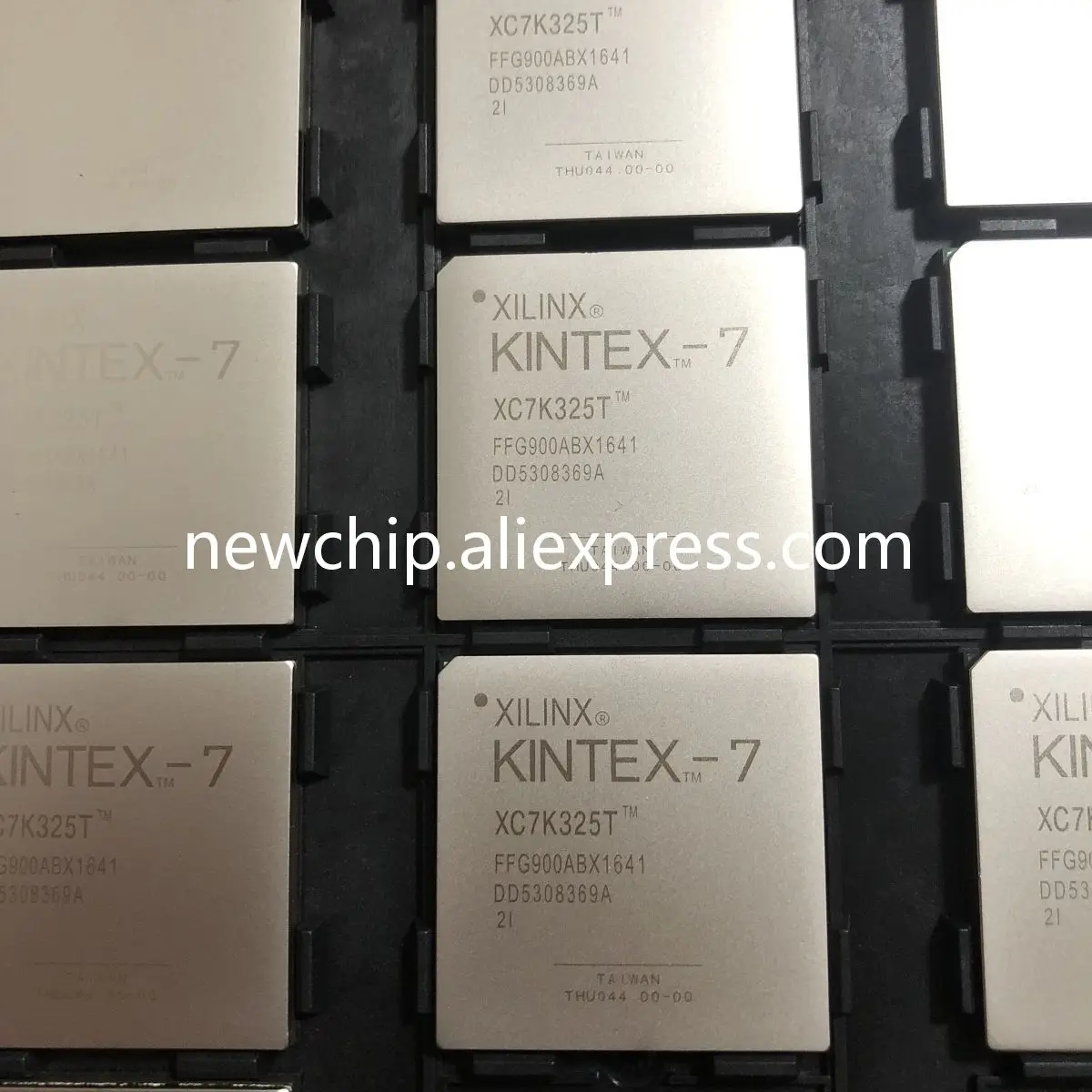 XC7K325T-2FFG900I FPGA KIntex-7 MMCM PLL 400 I/O 470.37MHz 326080 Cells 970mV To 1.03V FCBGA-900 New Original