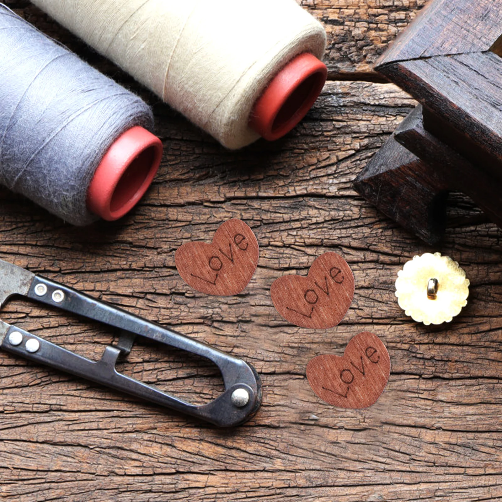 

100Pcs Wooden Heart Buttons for DIY Crafts Sewing Small Heart Shapes Clothes Rustic Bulk Wedding Decorations Shirt Buttons