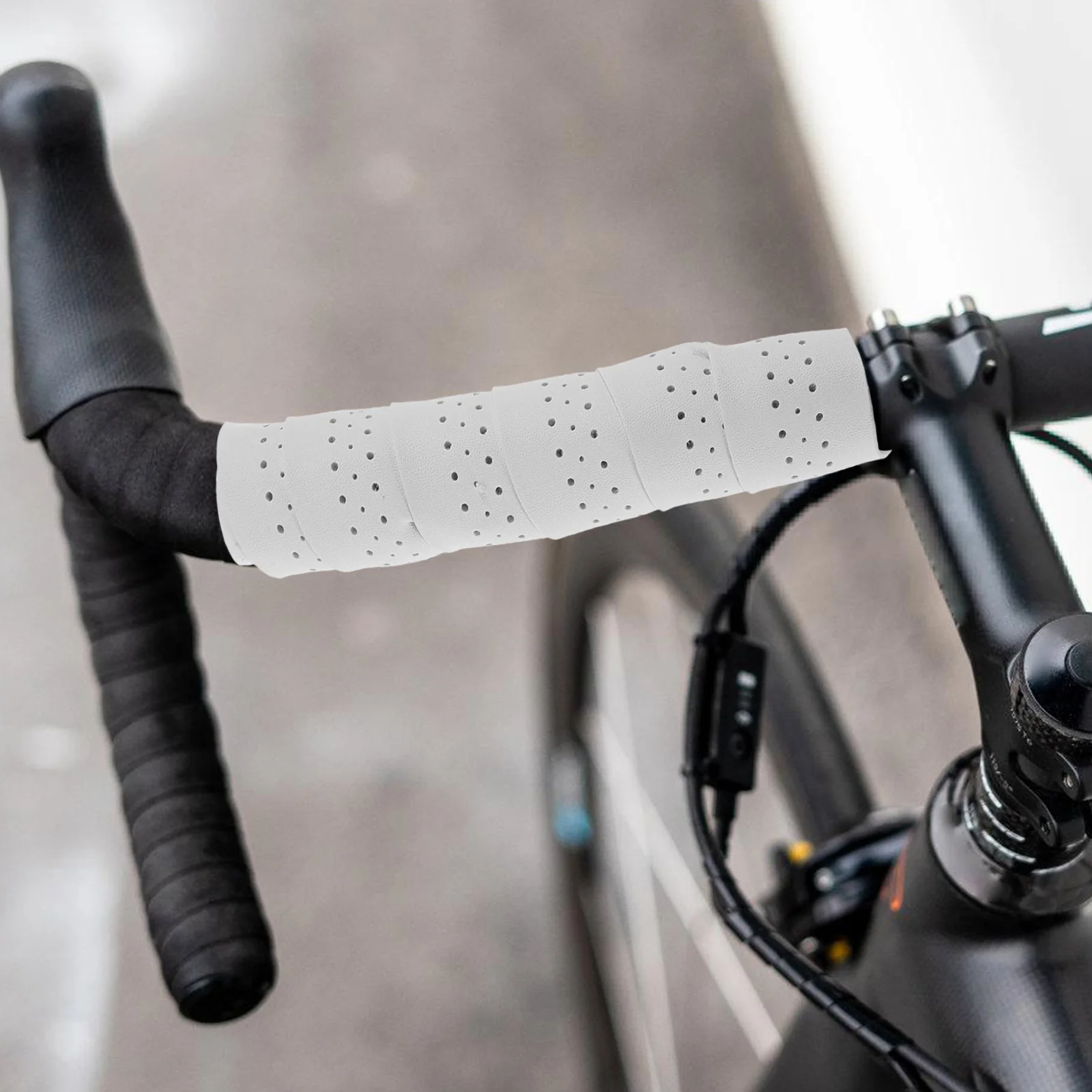 

1Pair Road Bike Handlebar Tape Cycling Handle Wraps Shock Absorption Anti Slip Durable Bicycle Grips Accessories