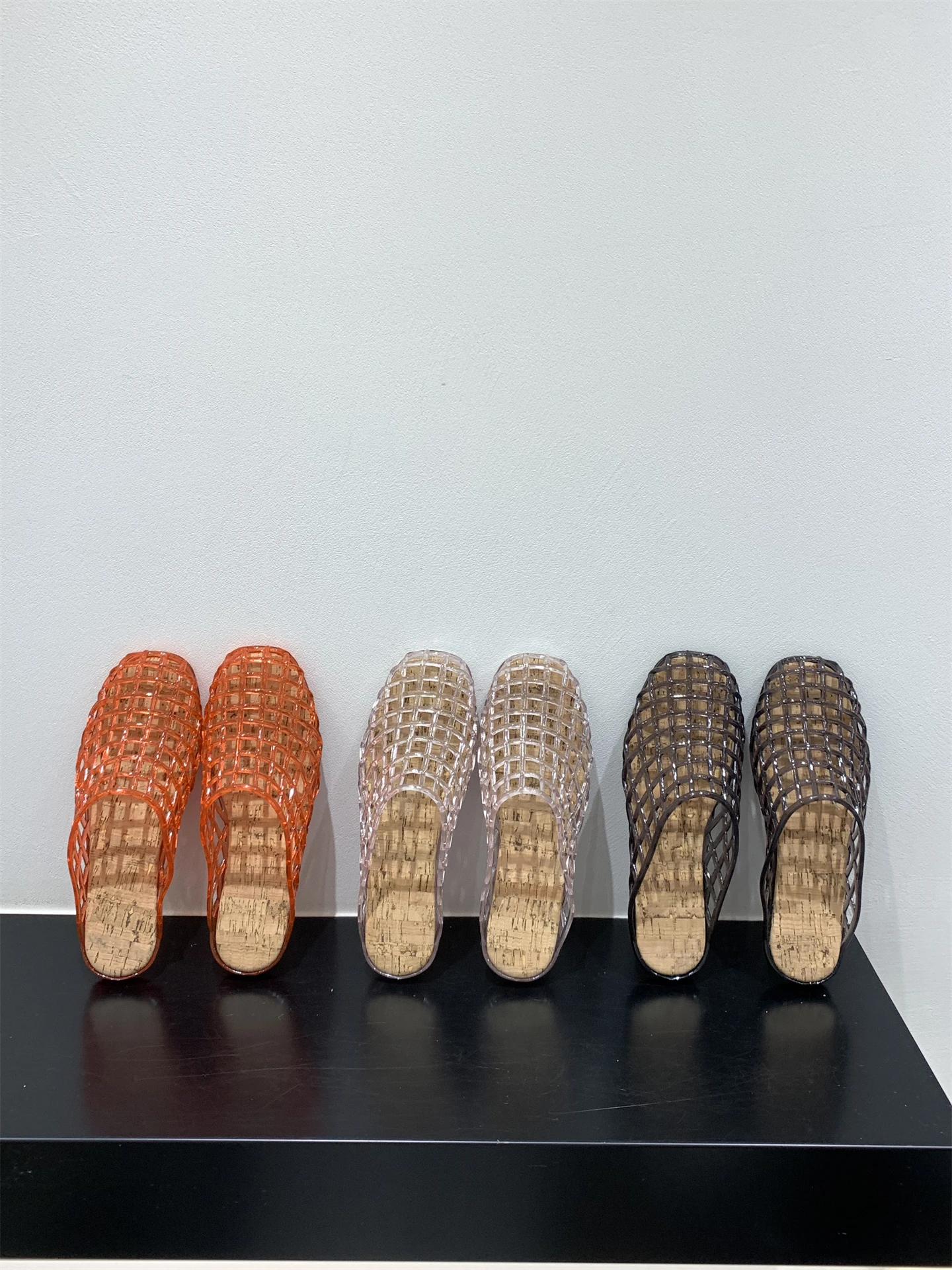 

Прозрачные сандалии на плоской подошве с кристаллами, женская уличная одежда, новинка 2026, тапочки без шнуровки Fiing Net Jelly oes