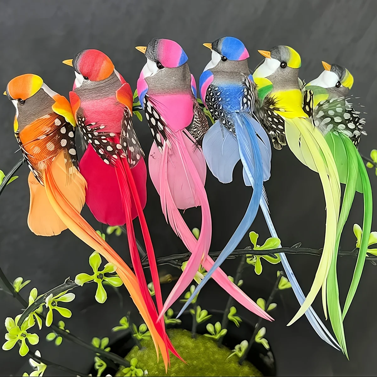 6 Stück lebendige künstliche Vögel mit langen Schwänzen, bunte gefiederte Hausgarten-Dekoration, lebensechte hängende Ornamente, festliche Dekoration – Detail 1