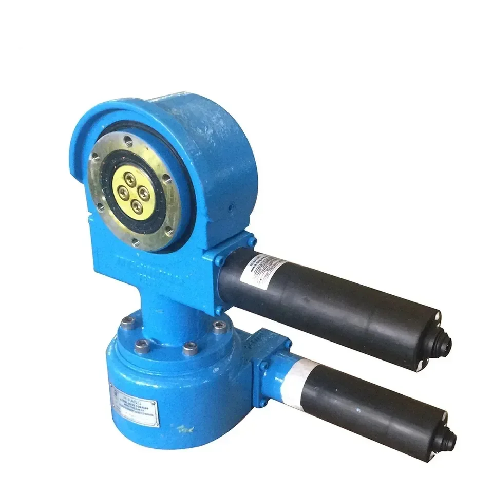 防水IP65 IP66旋回駆動ウォームドライブソーラートラッカー密閉型デュアル軸モーター