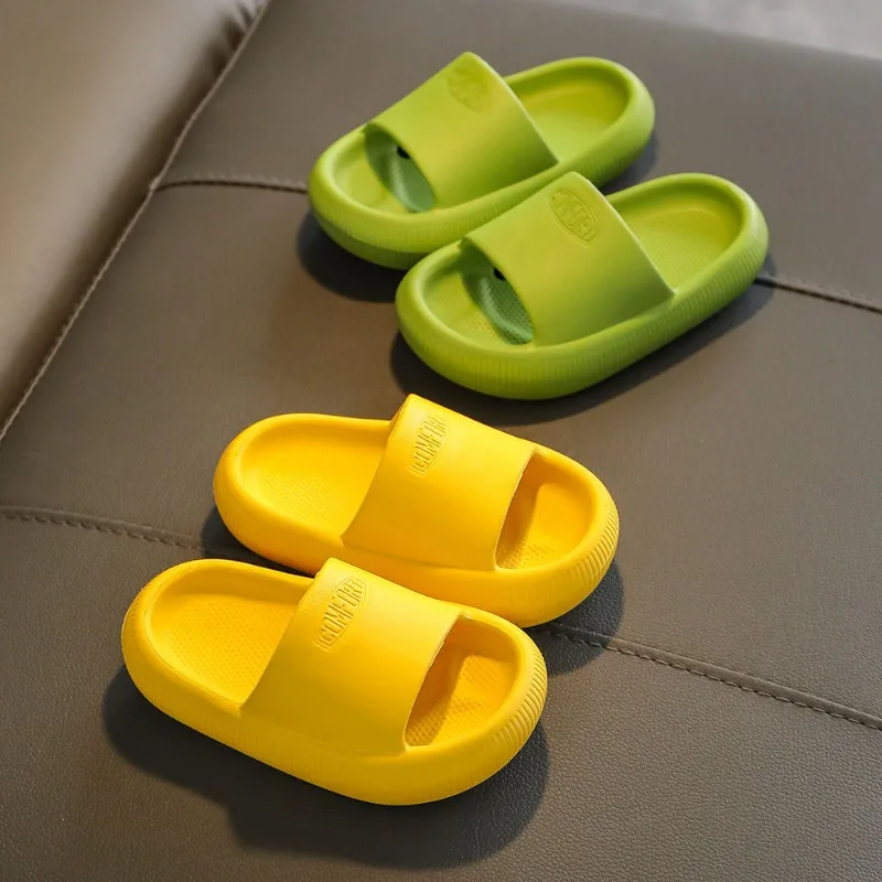 Children\'s Slippers Solid Comfortable Non-Slip Home Slippers Boys Girls Breathable Bathroom Slides Kids Soft Sole Beach Shoes