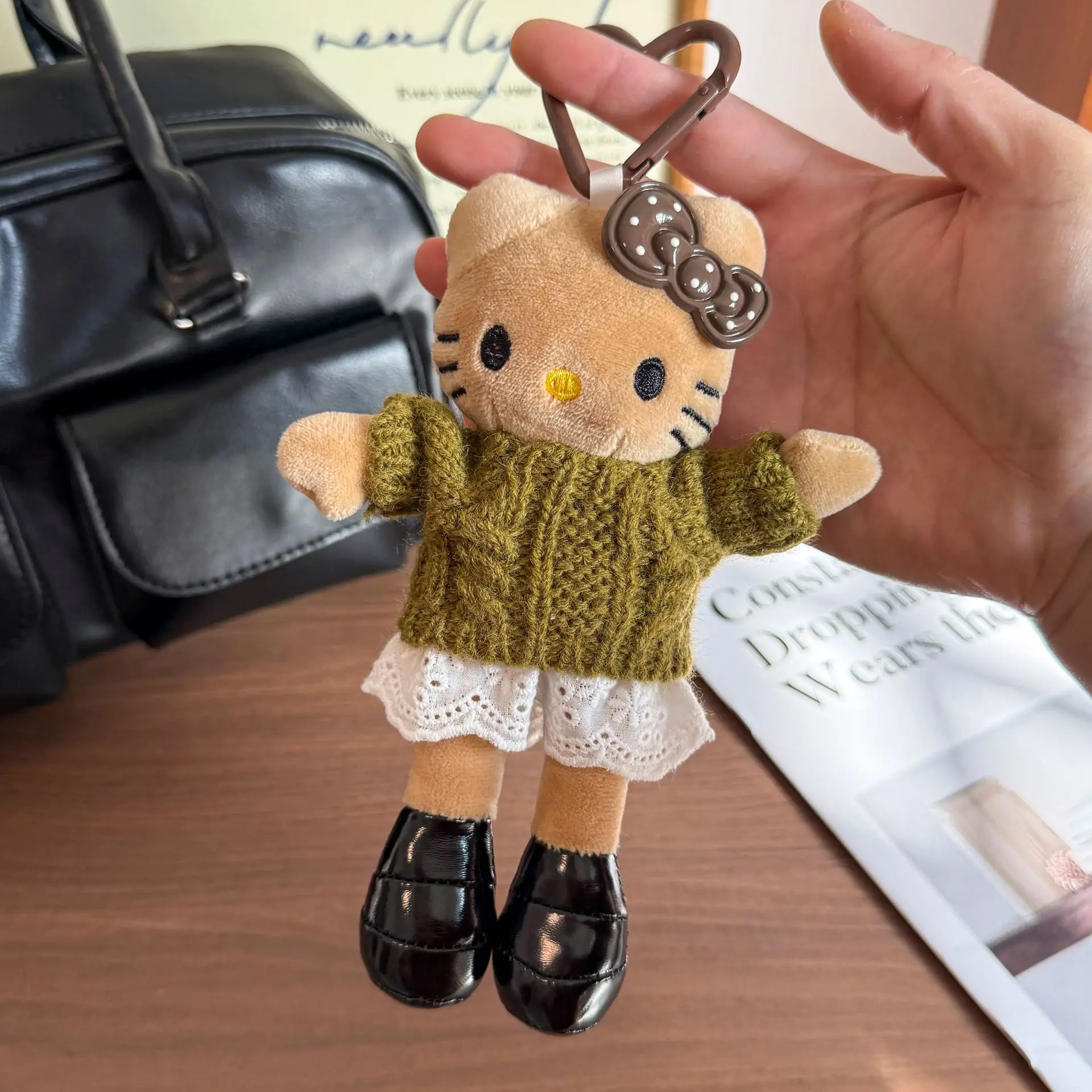 新型ハローキティぬいぐるみキーホルダー アニメ ロングレッグ ぬいぐるみ チェーン バックパック飾り バレンタイン 卒業 誕生日プレゼント