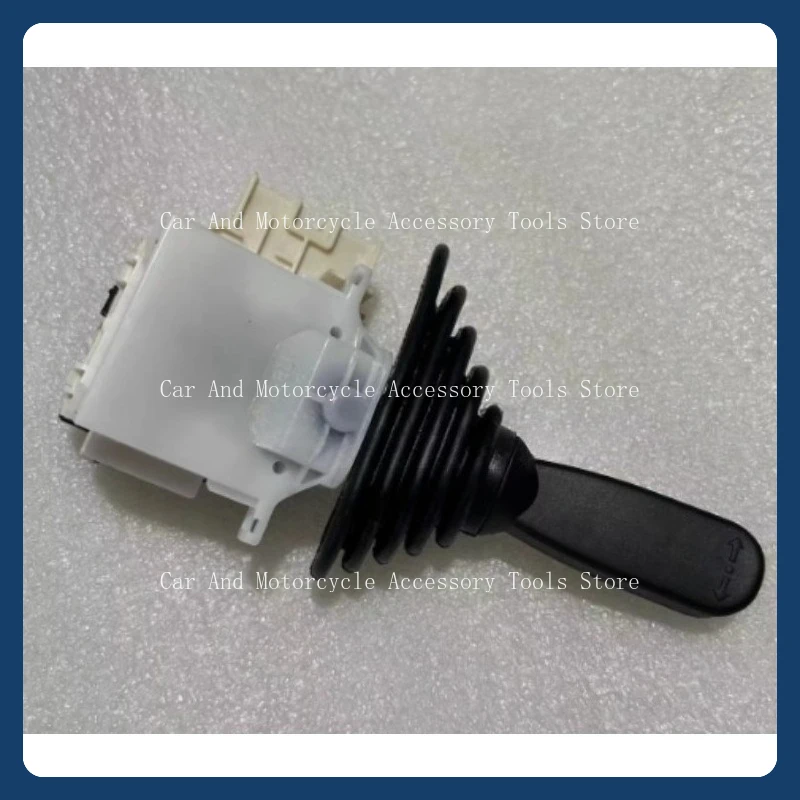 

Forklift Forward Reverse Switch Apply To 8F15-30 57460-12470-71 57460-26631-71