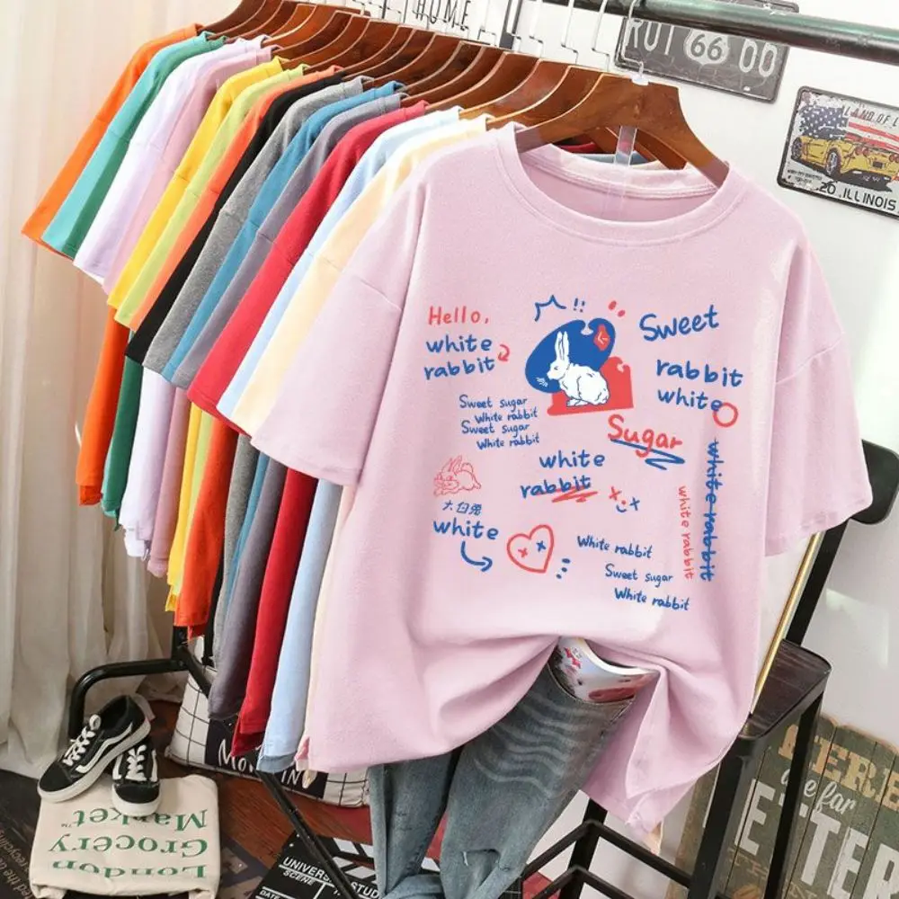 Cartoons Baumwolle Frauen T-Shirts süßer Zucker weiß Kaninchen drucken T-Shirts lose O-Ausschnitt weiche bequeme T-Shirts weibliche Kleidung