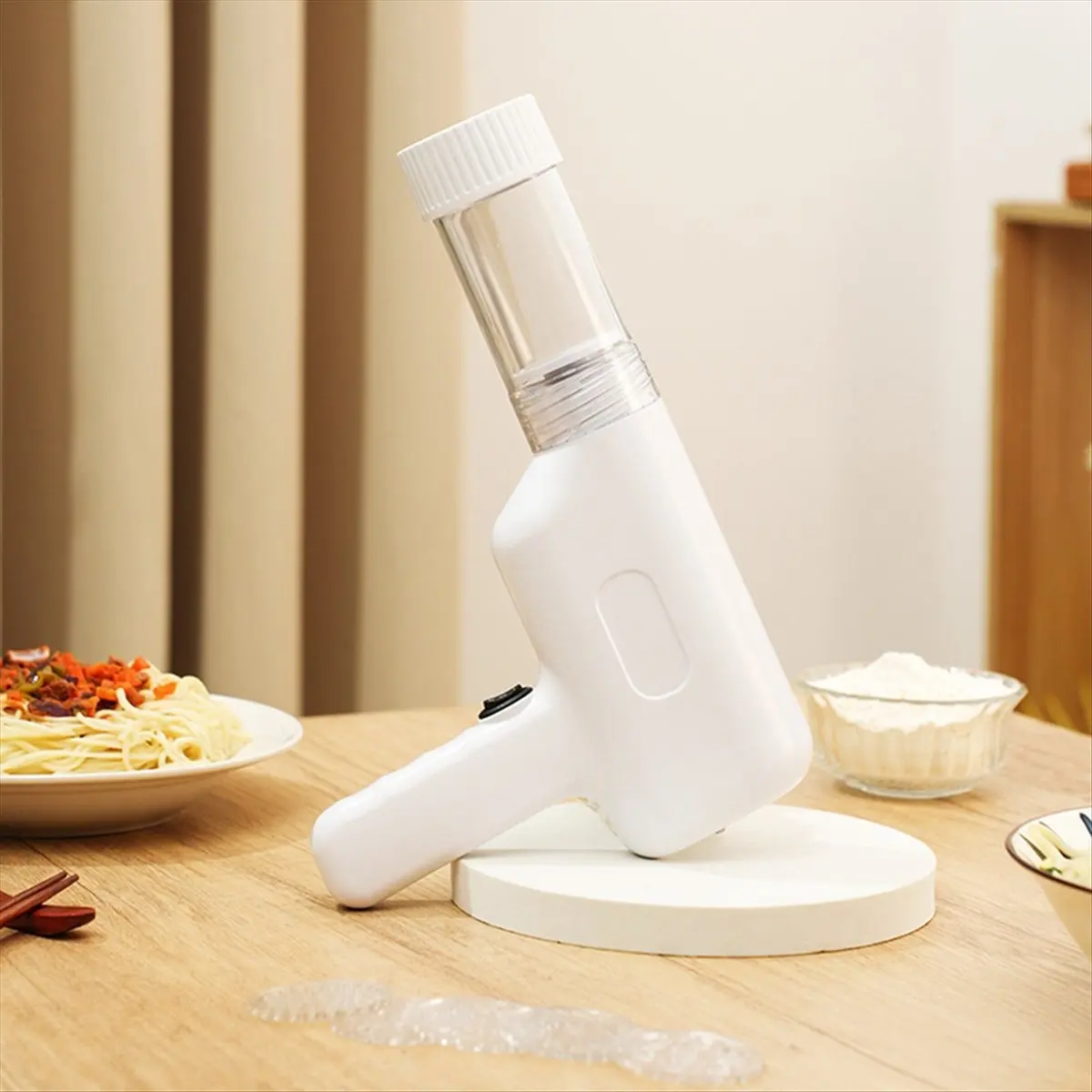 lillili Handheld Electric Pasta Maker Electric Noodle Maker High Efficiency Handheld Press Pasta Machine with 6 Molds for Home,A