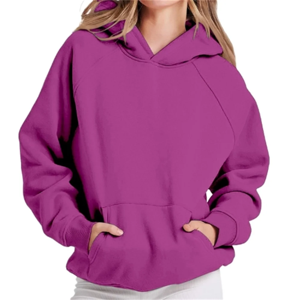 

Women's sports hooded sweatshirt
