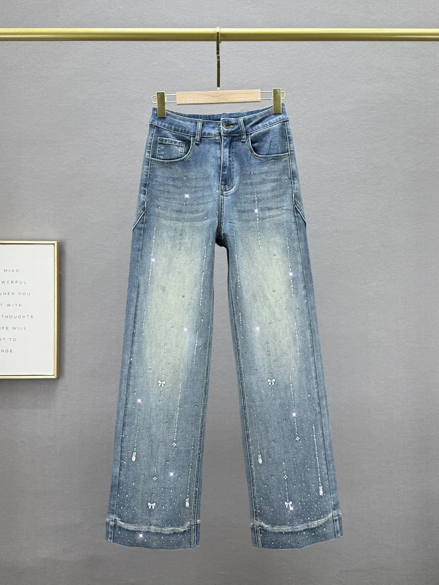 

Весна 2025: Женские джинсы с высокой талией и широкими штанинами из плотного хлопка стрейч, свободного кроя, стройнящие, в европейском стиле, трендовые, с эффектом потертости, длинные.