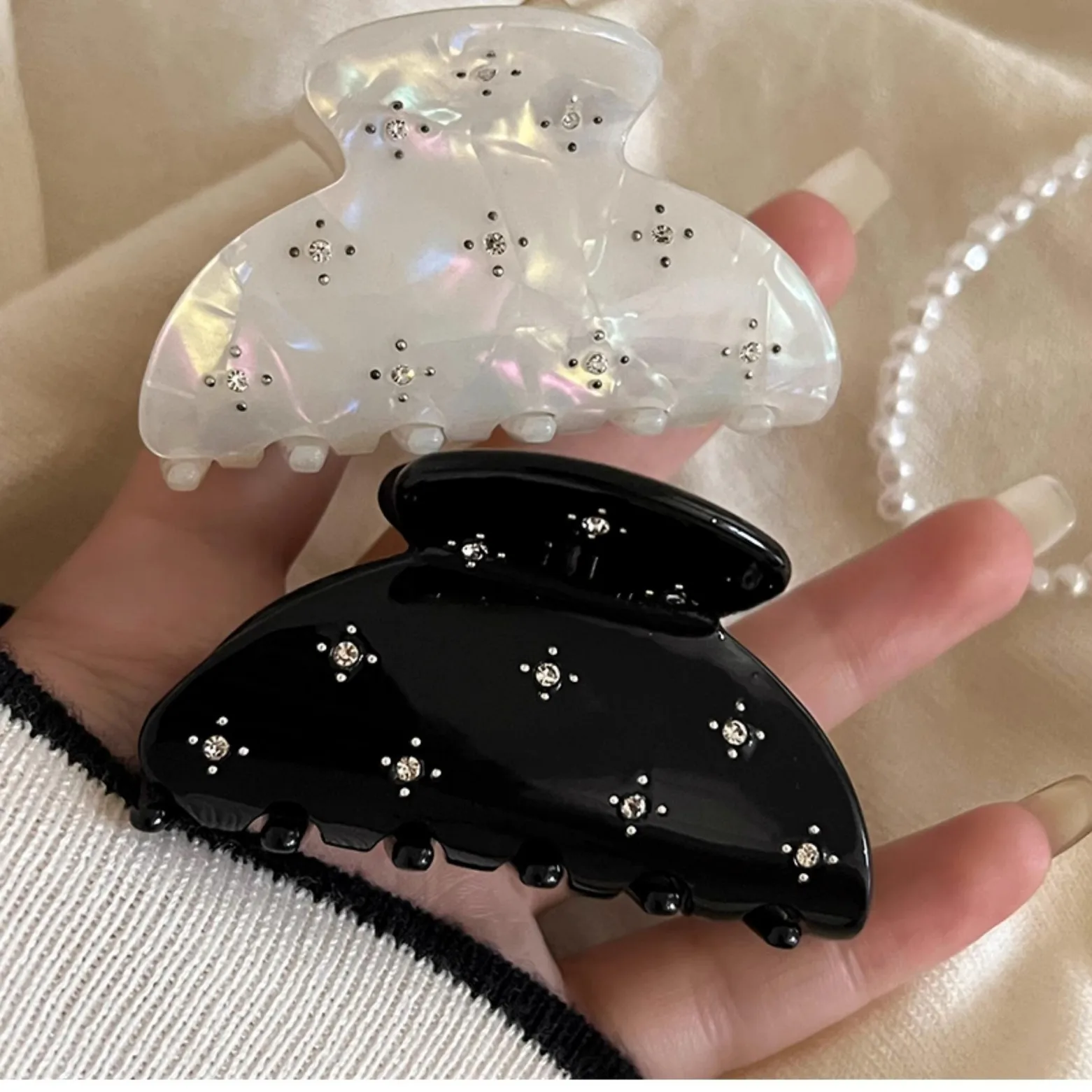 

Acetate Hair Claw Clips Crab Barrettes Rhinestone Star Women Girls Ponytail Holder Hair Clamps Hairpins Hair Accessories Fashion
